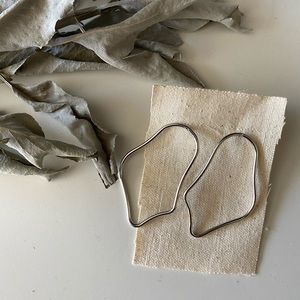 Modern Silver Contour Earring